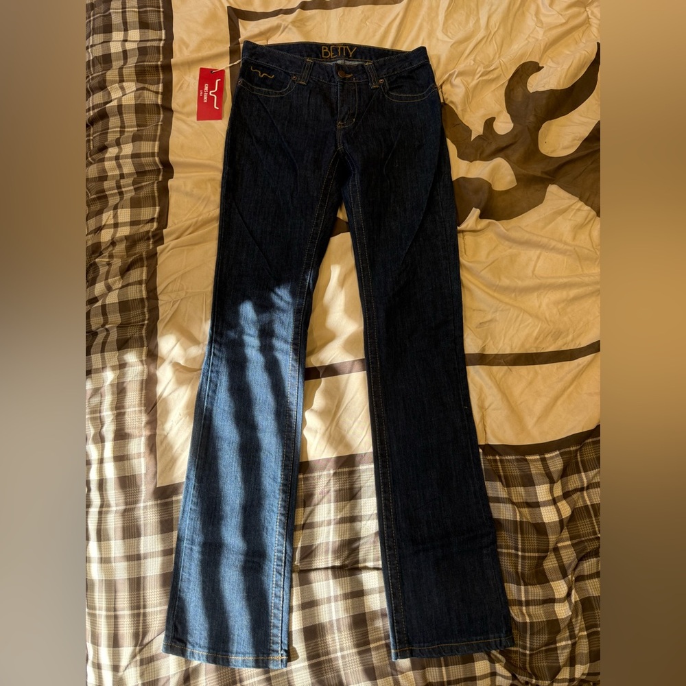 Women's Classic Indigo Jeans